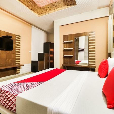 Oyo 47630 Grand Villa Moga Luaran gambar