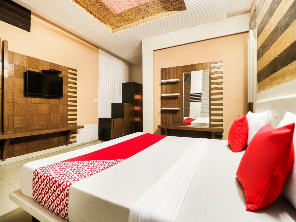 Oyo 47630 Grand Villa Moga Luaran gambar